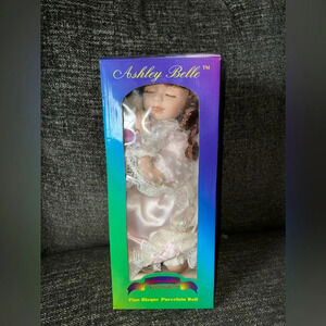 NIIB Ashley Belle Porcelain Doll